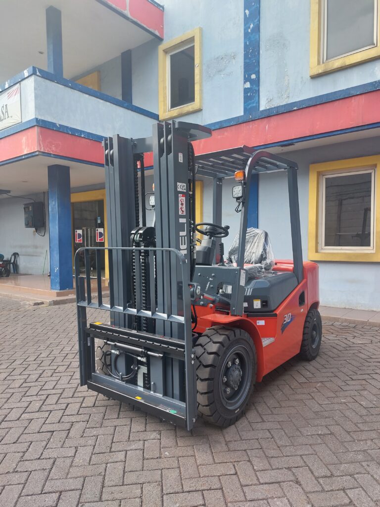 HELI FORKLIFT 3 TON