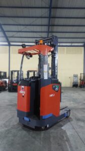 reach truck