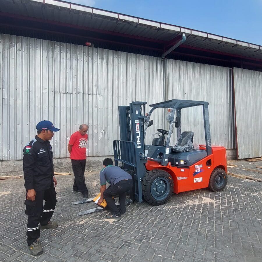 jual forklift diesel 3 ton heli nganjuk